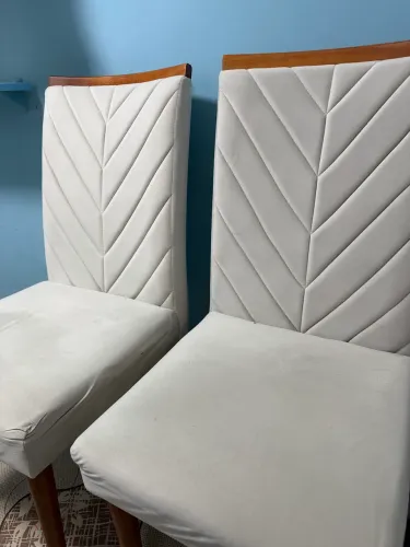 4 cadeiras de sala de jantar