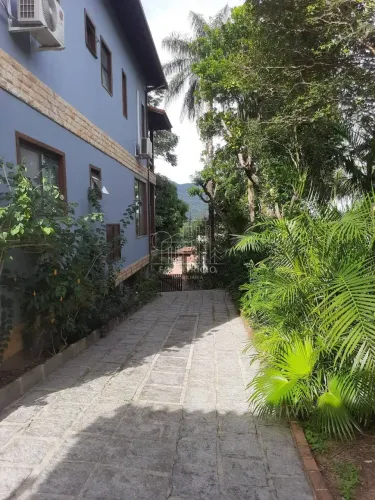 Casa Espetacular com Vista para a Serra dos Órgãos no Condomínio Alpha 1 Guapimirim