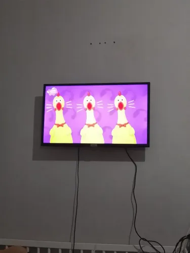 Vendo tv 32 polegadas tcl smart