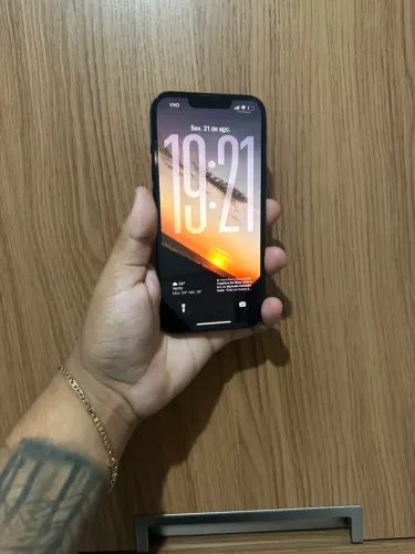 iPhone 14