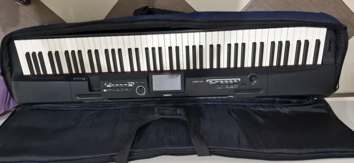 Casio Privia PX-360 Piano Digital 88 Teclas + Fonte Usado