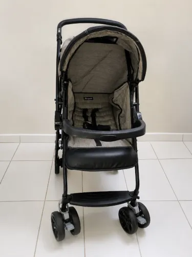 Carrinho de Bebê Burigotto