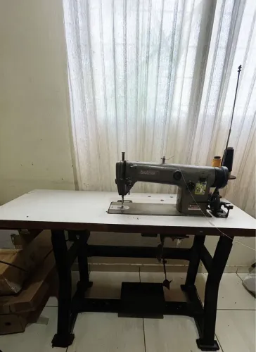 Máquina de Costura Industrial Elgin Brother DB3-B755-3