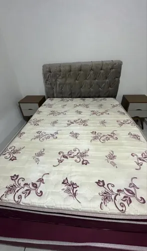 Cama box de casal com cabeceira 