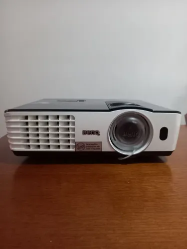 Projetor Benq MX618ST (com defeito)