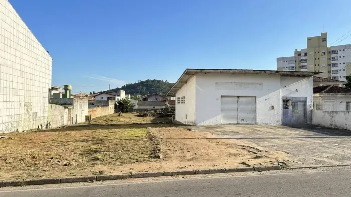 Terreno com Alto Potencial Construtivo no Saco dos Limões - Florianópolis