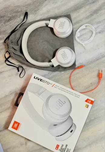 JBL Live 670NC