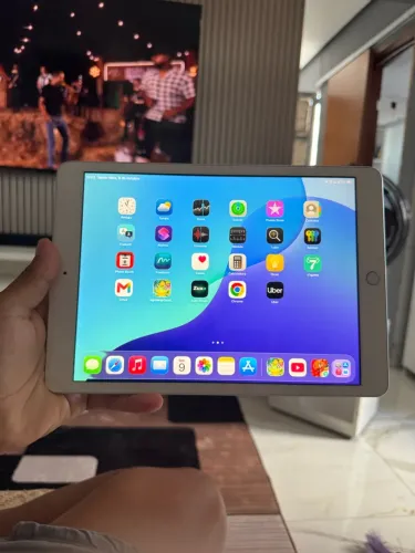 iPad 8 128GB