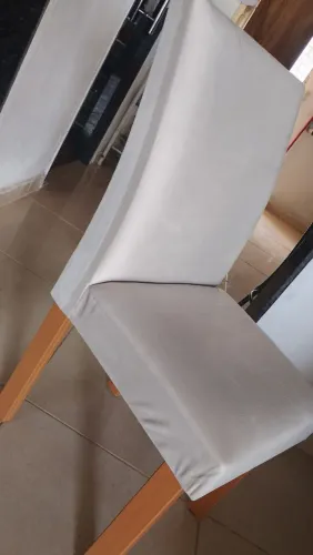 Cadeiras nova na caixa