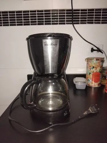 Cafeteira Britânia Inox p/ 30 cafés