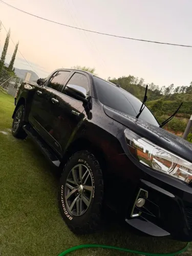 Toyota Hilux CD SRV 4X4 2.8 TDI Diesel Aut. 2019