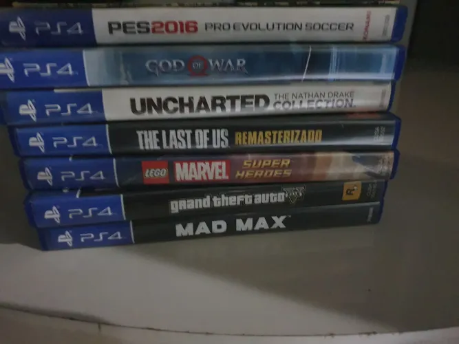 Lote 7 Jogos PS4 (Originais e Conservados) - Ou Troco por Xbox 360 / PSP