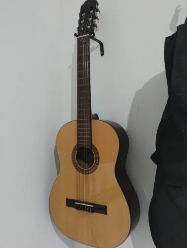 Vendo violão Yamaha