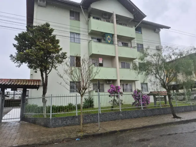 Aluga-se Apartamento Jlle, Costa e Silva, Rua das Andorinhas n° 823, Ap 321, Bl Stud R$1