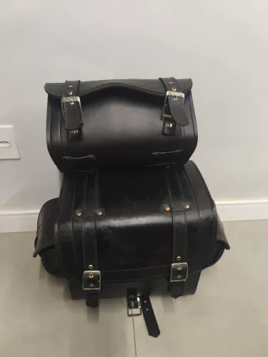 Baú para moto Custom em couro 