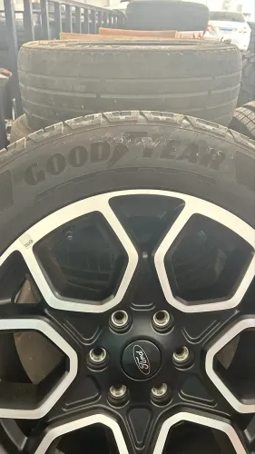 4 PNEUS E RODAS ORIGINAIS FORD RANGER LIMITED 25/26