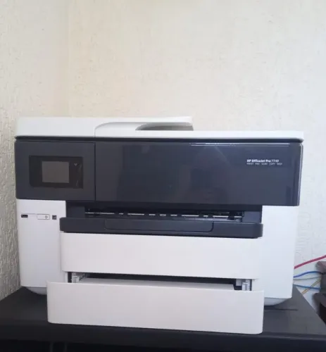 Impressora Multifuncional Cor HP Officejet Pro 7740