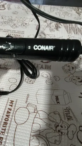 Melhor preço! Modelador de Cachos - Conair - 127v - Usado