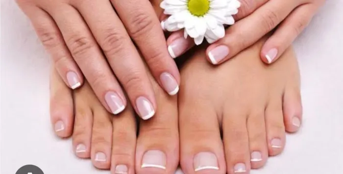 Vaga para Manicure e pedicure 