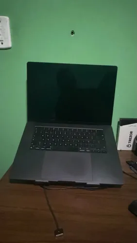 MacBook Pro 16?