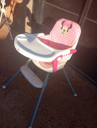 Cadeirinha de alimentação Minnie