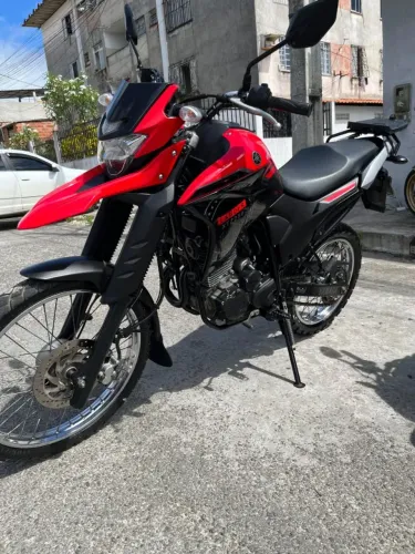 Moto bastante conservada, de lazer, nada a fazer, toda original