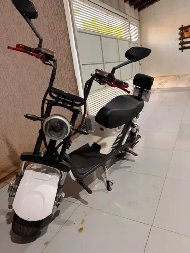 Scooter Eletrica X11 2000w 20ah 2026