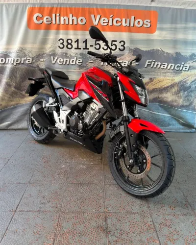 Honda CB 300f Twister 300 cc. - Financio em até 48x e parcelo em 21x no cartão