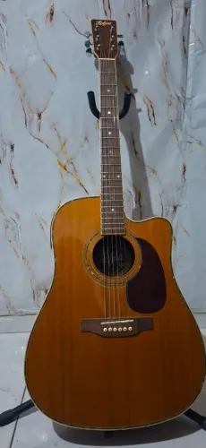 Lindo violão elétrico folk Hoffman