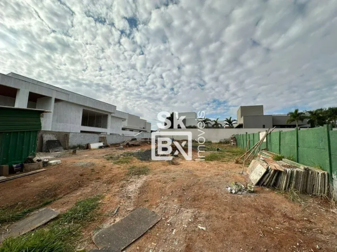 Terreno à venda no Condomínio Cyrela Buritis com 532 m²- Uberlândia/MG.