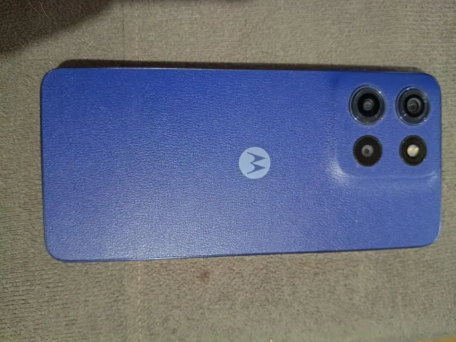 Celular Motorola Moto G15