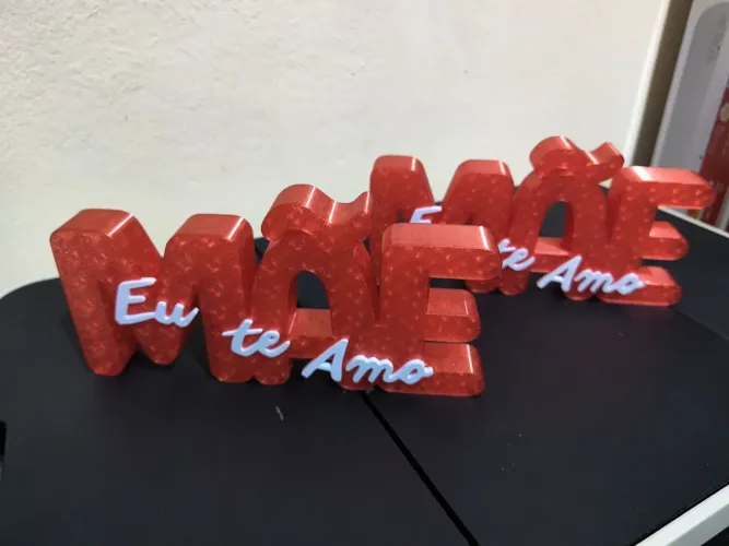 Brinquedos e decoração em 3D