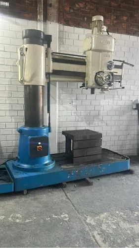 Furadeira de coluna -Máquina para peças pesadas !!