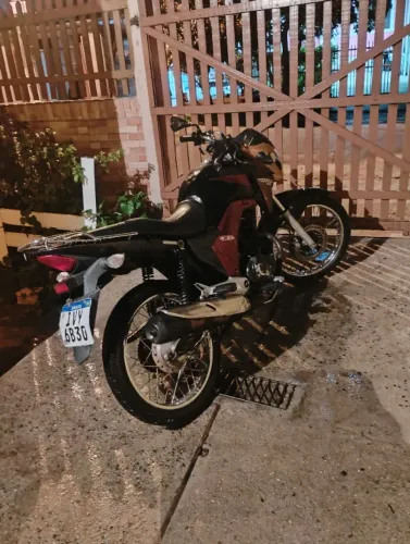 Titan 150