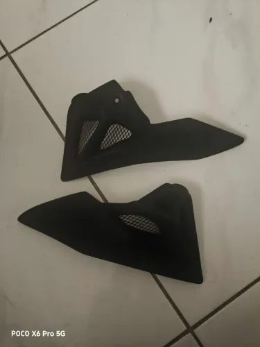 Spoiler de motor CB 300R(SERVE EM TWISTER)