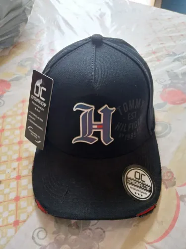 Lindo bone tommy hilfiger 80 reais