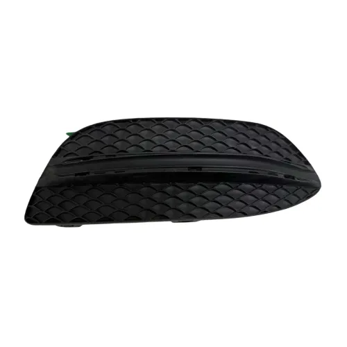 Moldura Farol Auxiliar Mercedes C180 15/18 Direito s/ Friso