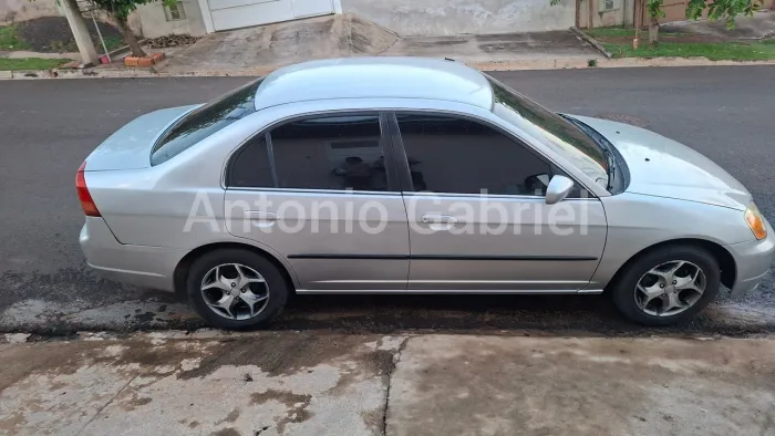Honda Civic Sedan Lx/lxl 1.7 16V 115cv Aut. 4P 2002