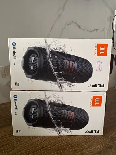 Caixa de Som Bluetooth JBL Flip 7 Preta