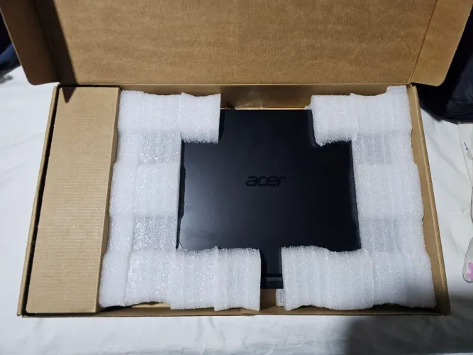 Notebook Acer Nitro R8HN Ryzen 7 4800H Geforce 1650Ti 16GB DDR4 ssd nvme 512GB tela 144hz