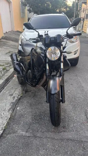 Vendo Fazer 250 preta