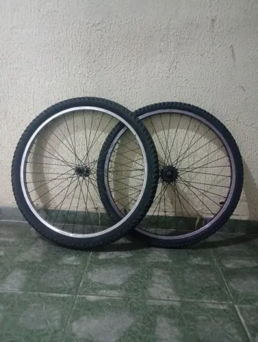 Roda aro 24