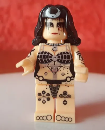  BONECA LEGO NOVA, MAS SEM USO
