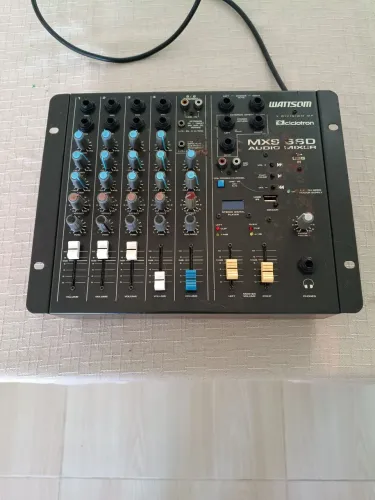 Mesa de som 4 canais Watson ciclotron com Bluetooth 