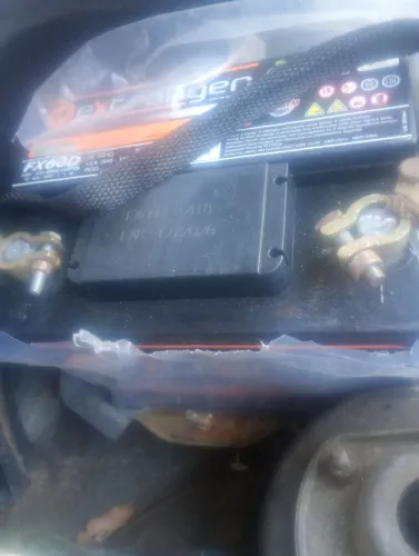 Vendo bateria Extranger 60 ah semi nova com garantia 