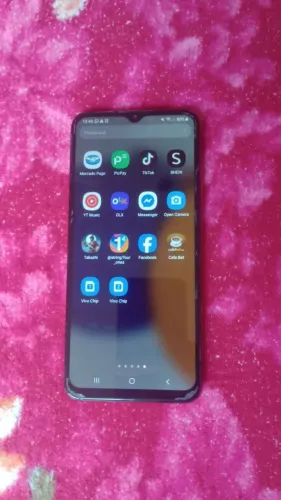 Vendo um celular Samsung galaxy a03 usado mais em perfeito estado