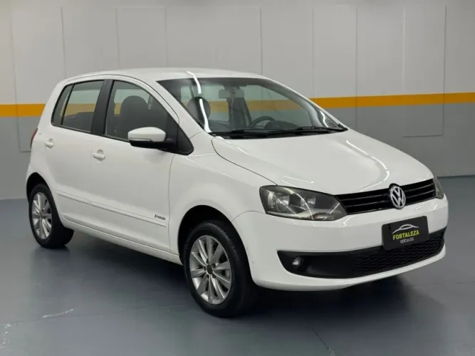 Volkswagen Fox Trendline 1.6 Flex 8V 5P 2012