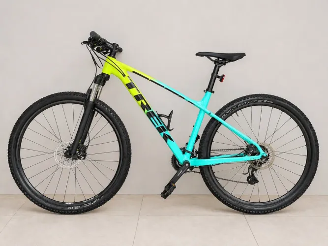 TREK ARO 29 | SHIMANO ALTUS | FREIO A DISCO | EXCELENTE ESTADO 