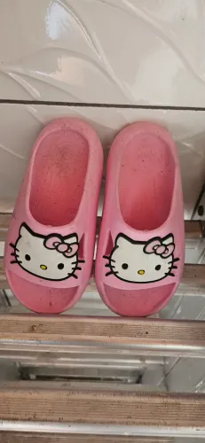 Chinelo hello kity 