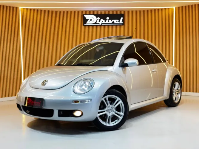 Volkswagen New Beetle 2.0 MI Mec./aut. 2010